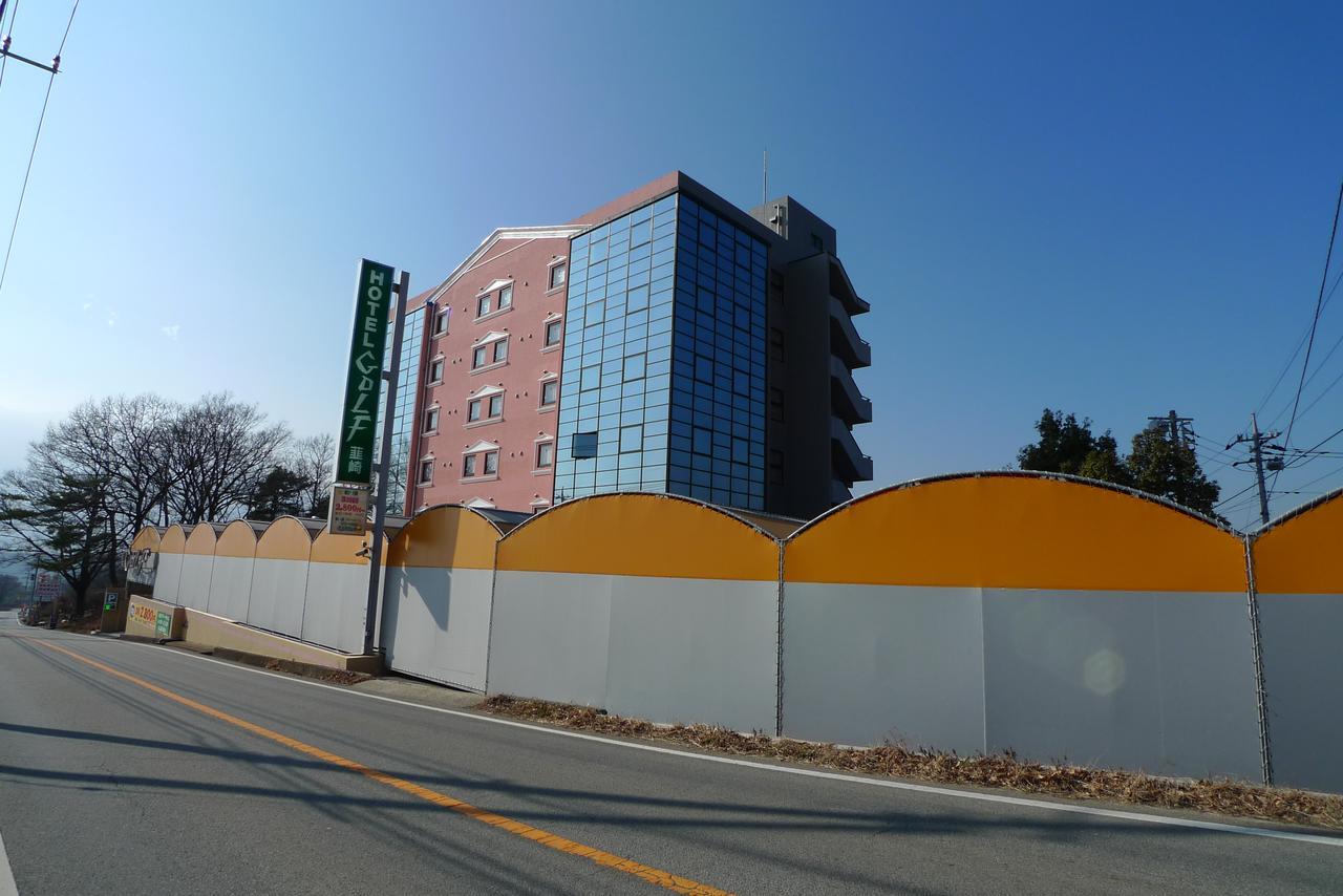 Hotel Golf Nirasaki Inter (Adults Only) Exterior foto